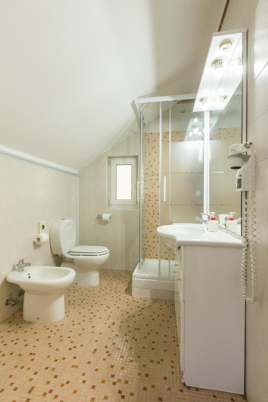 Duskova Apartments ปราก ภายนอก รูปภาพ