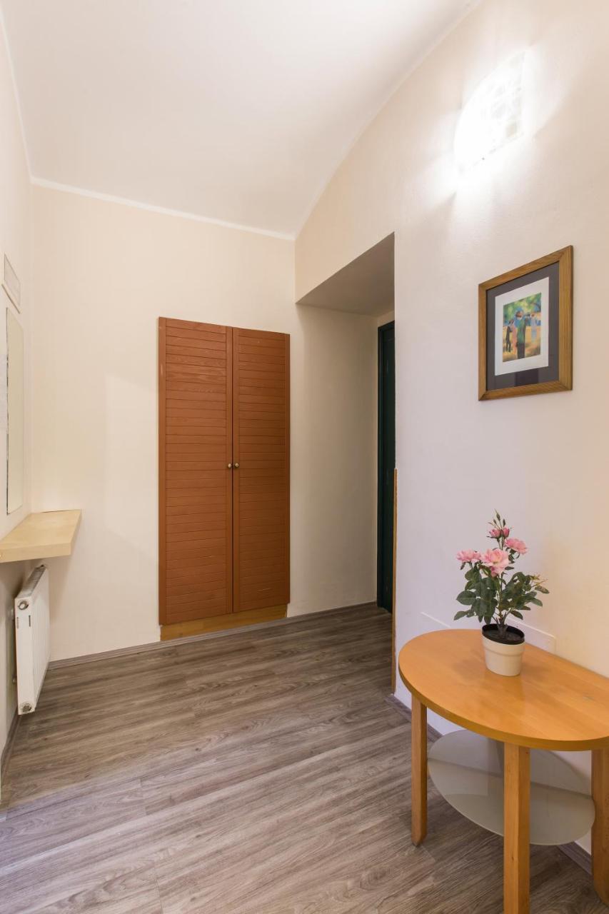 Duskova Apartments ปราก ภายนอก รูปภาพ