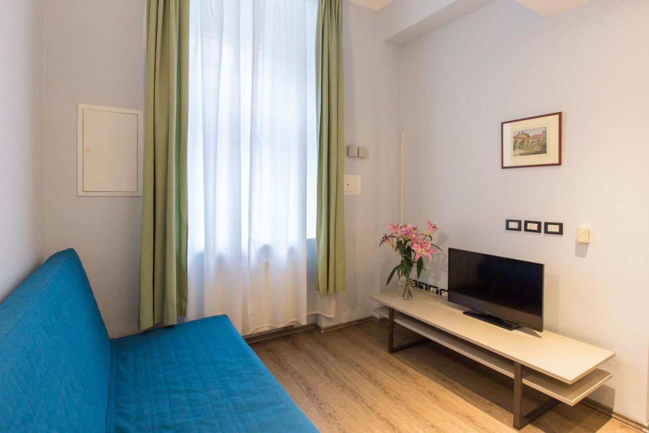Duskova Apartments ปราก ภายนอก รูปภาพ